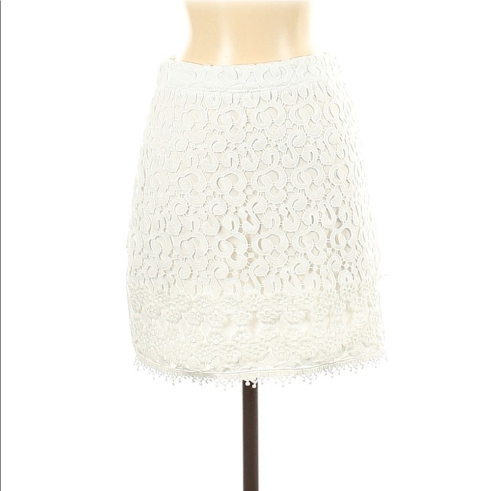NWT Forever 21 White Lace Skirt